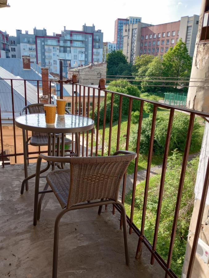 Apartment On Khorvatska Street 리비프 외부 사진