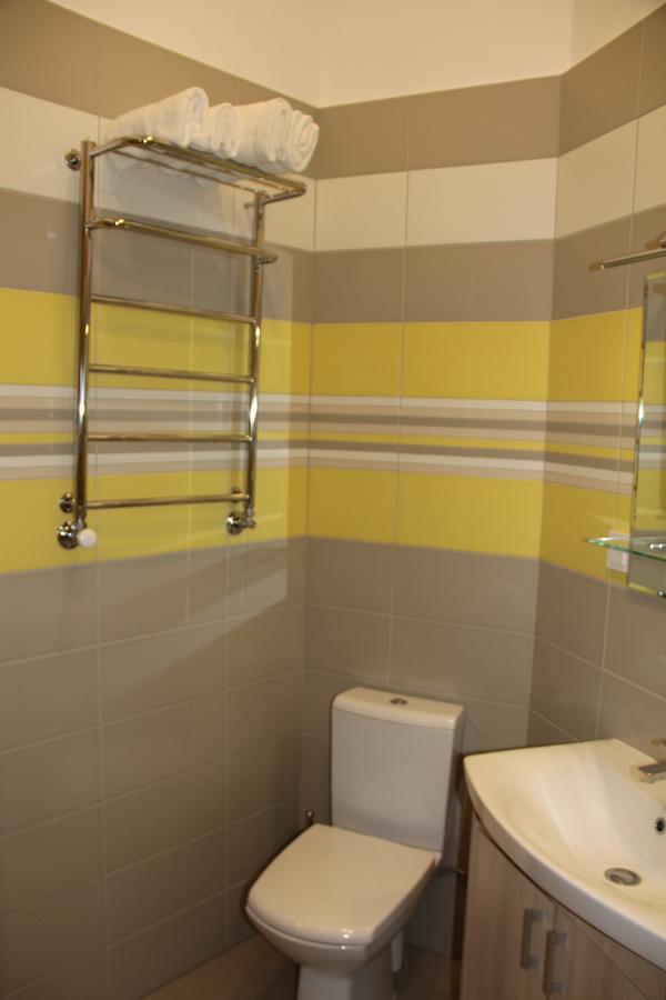 Apartment On Khorvatska Street 리비프 외부 사진
