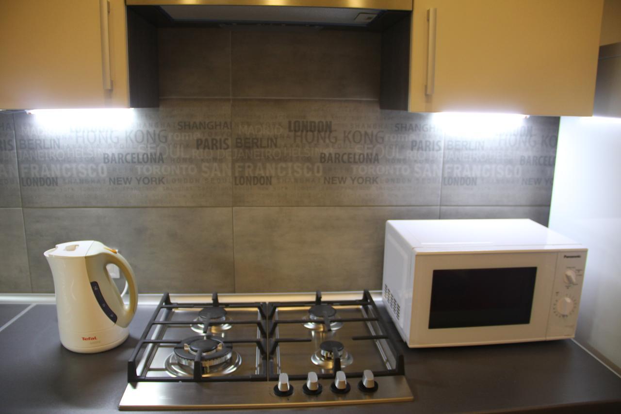 Apartment On Khorvatska Street 리비프 외부 사진