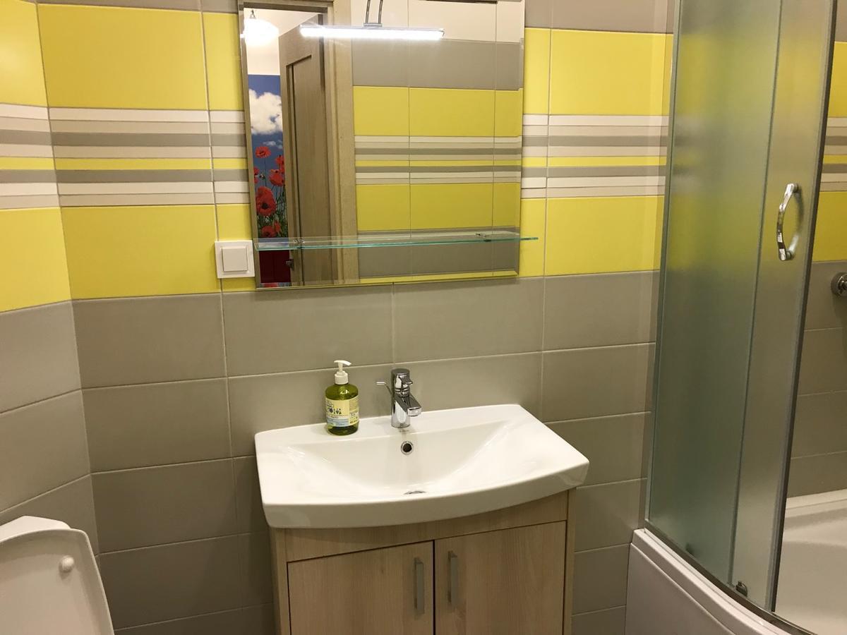 Apartment On Khorvatska Street 리비프 외부 사진