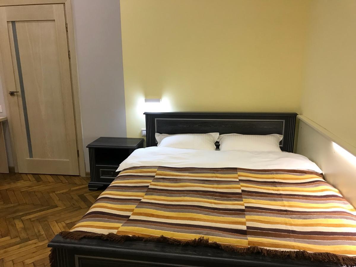 Apartment On Khorvatska Street 리비프 외부 사진
