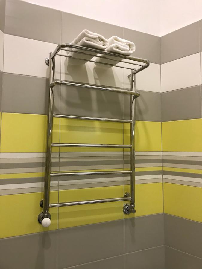 Apartment On Khorvatska Street 리비프 외부 사진